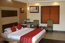 Pacific Inn Huda City Centre Sec 41 Ґурґаон Екстер'єр фото