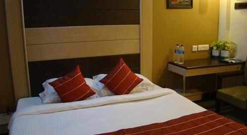Pacific Inn Huda City Centre Sec 41 Ґурґаон Екстер'єр фото